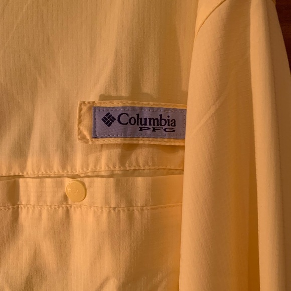Columbia Fishing Shirt - Picture 4 of 5